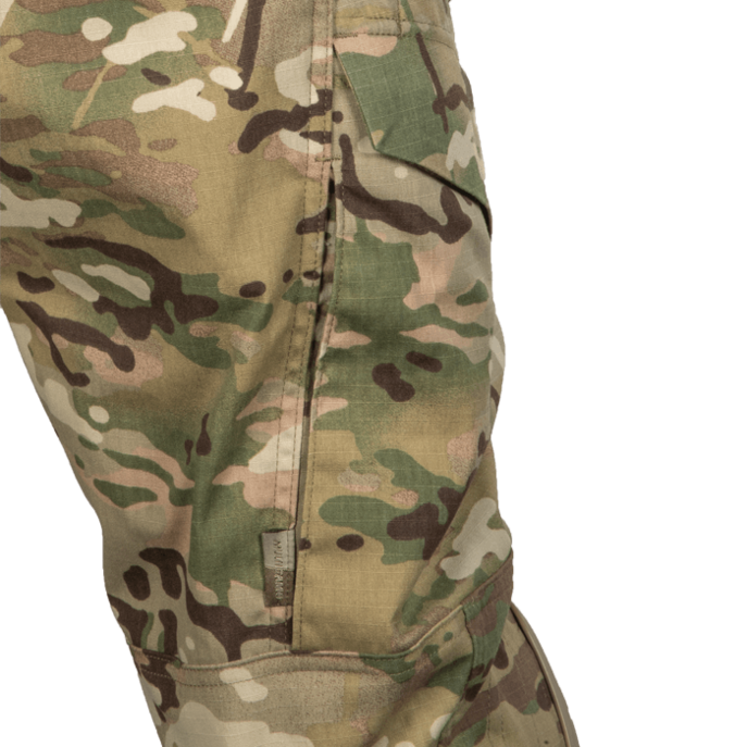 Low profile cargo pocket