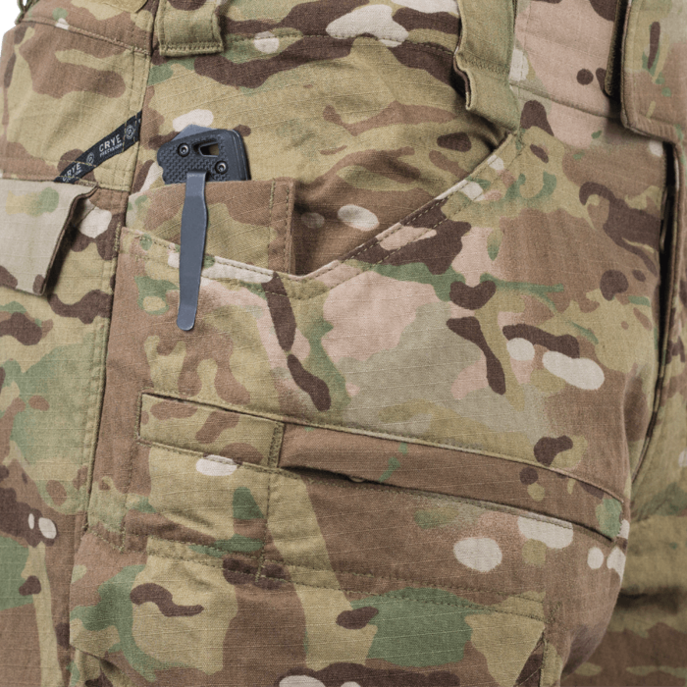 Dedicated knife pocket