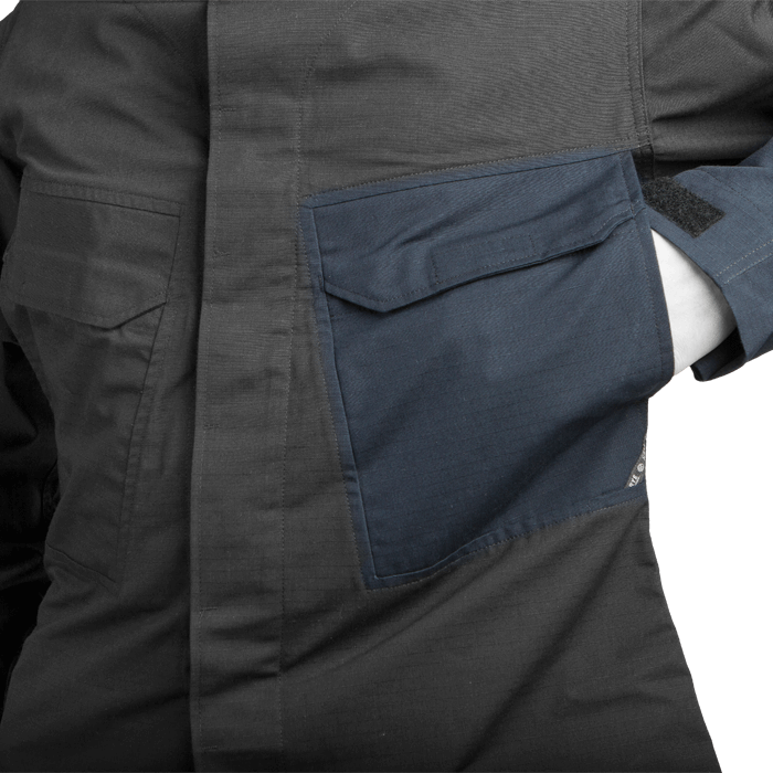 Dual access chest pockets