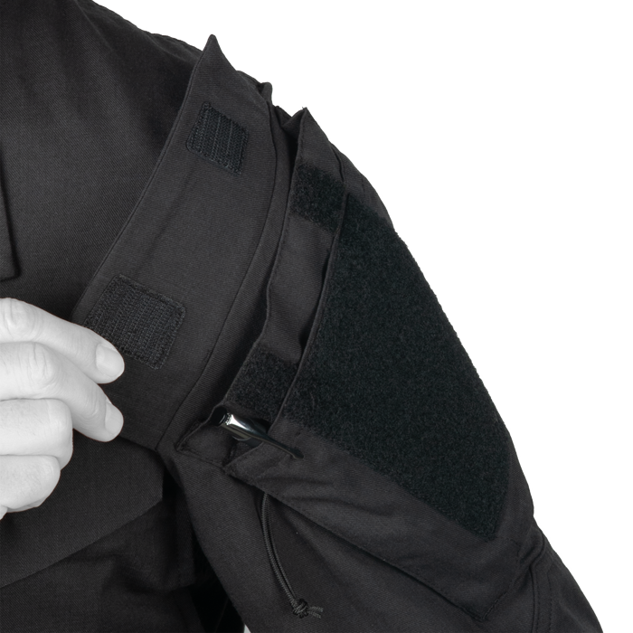 Dual entry shoulder pocket with low profile pen pocket