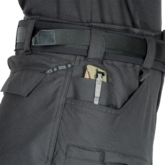 Dedicated knife pocket