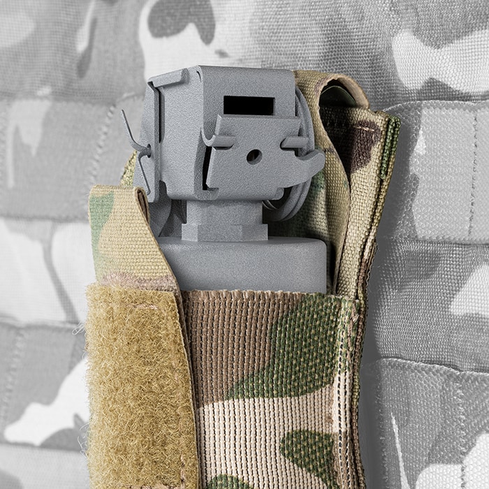 Stowable top flap for rapid access